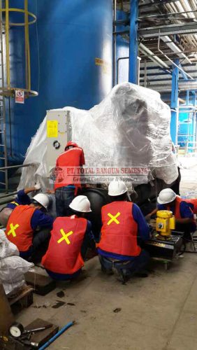 Loading Mesin Chiller